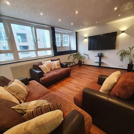 3Beds Family Friendly In London With Good Transport Links Apartment Exterior photo